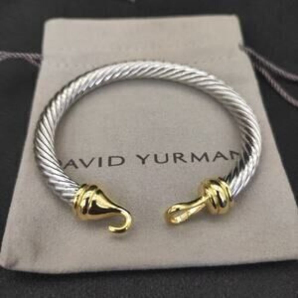 David Yurman 7mm Gold Hook Bracelet